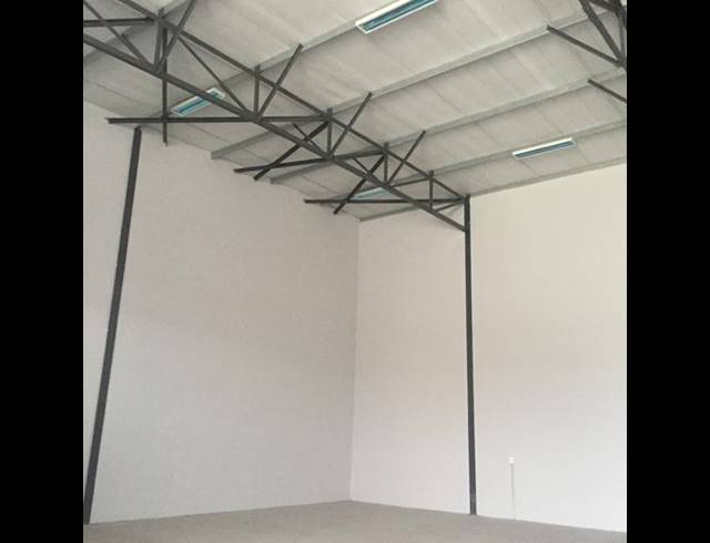 382M² FACTORY TO LET IN MAITLAND